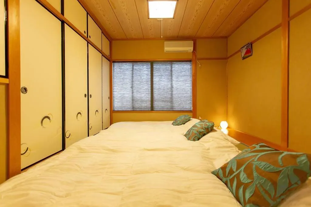 Kanmuritei Guest House Up To 7 Pax, 冠邸l和モダン最大7名まで宿泊可能 京都 公寓