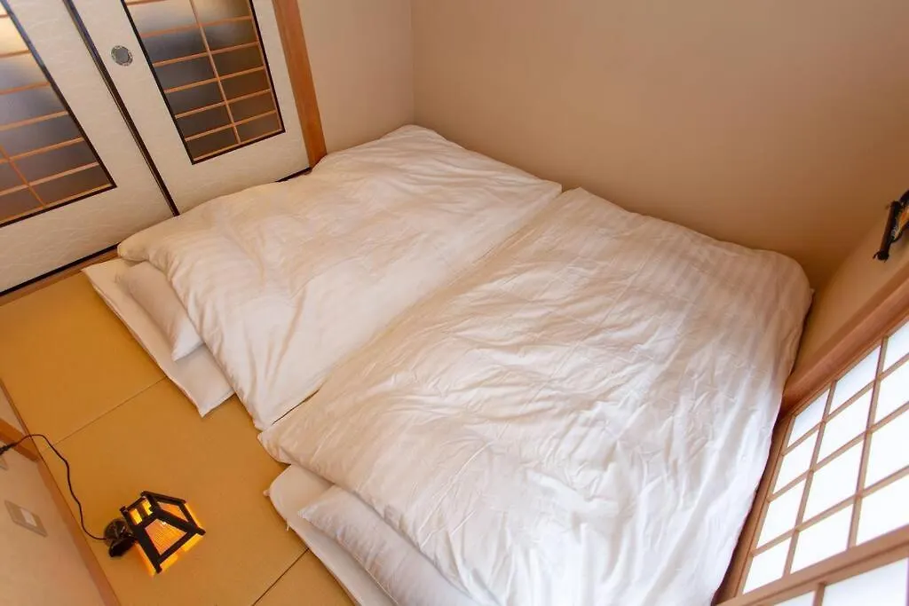 公寓 Kanmuritei Guest House Up To 7 Pax, 冠邸l和モダン最大7名まで宿泊可能 京都 日本