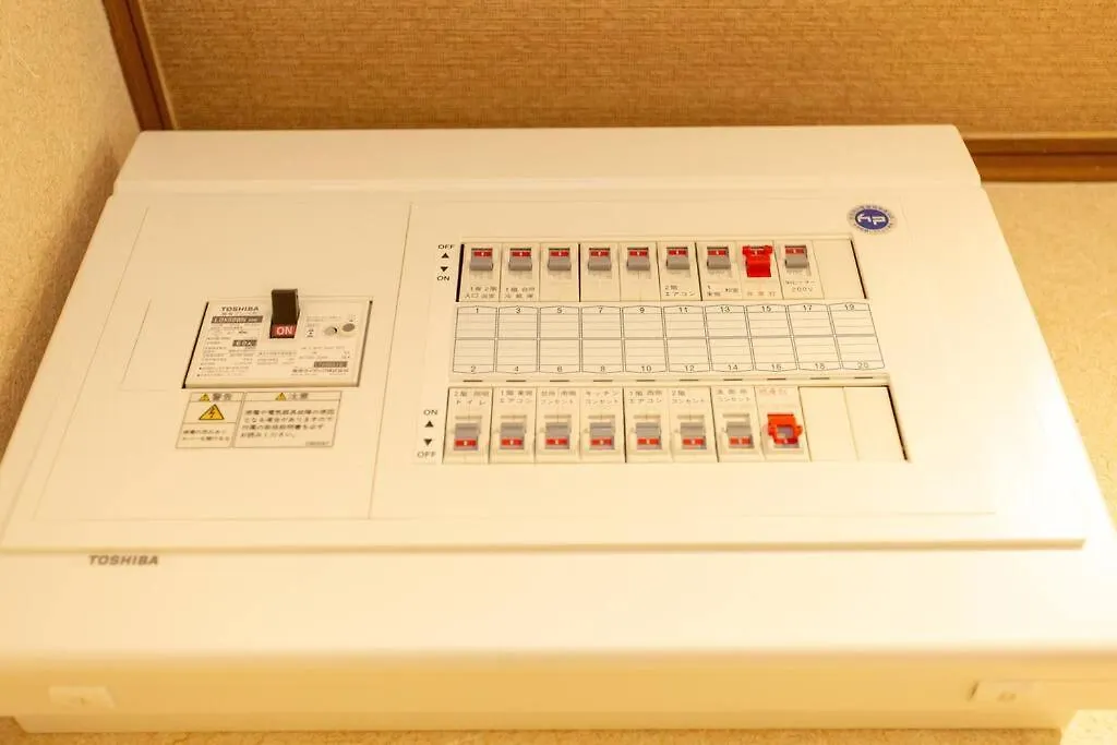 Kanmuritei Guest House Up To 7 Pax, 冠邸l和モダン最大7名まで宿泊可能 京都 公寓