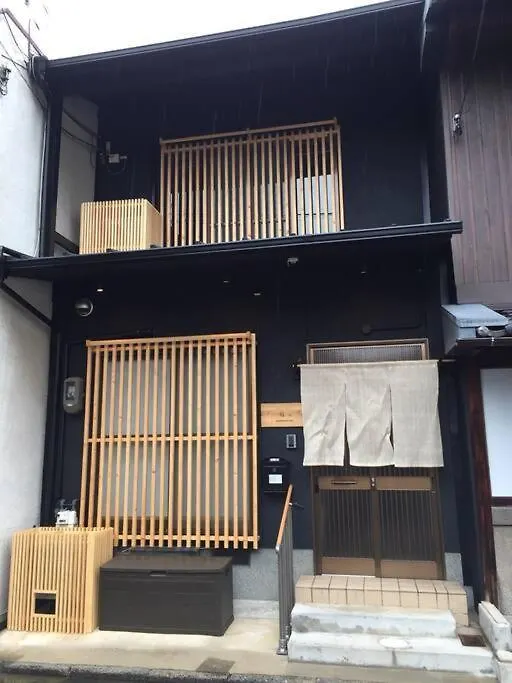 Kanmuritei Guest House Up To 7 Pax, 冠邸l和モダン最大7名まで宿泊可能 京都 0*,